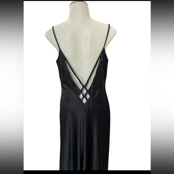 LN Dave & Johnny Laura Ryner Slip beaded gown dress black Christmas 10 11 12 - Picture 3 of 11